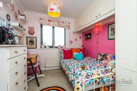 8 Farriers Way, Carlby, PE9 4NG-44.jpg