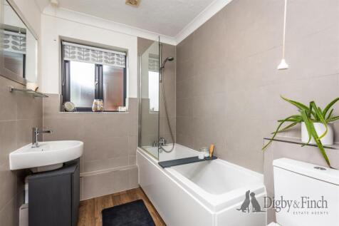 8 Farriers Way, Carlby, PE9 4NG-39.jpg