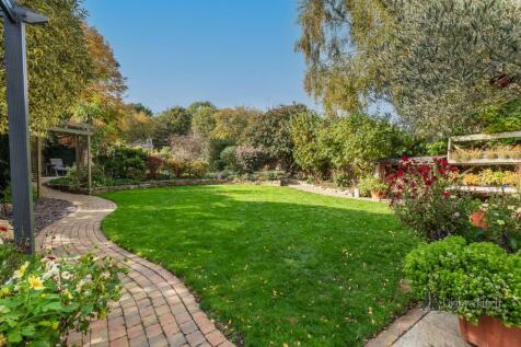 10 Heath Road-66.jpg