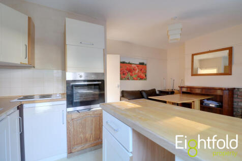Kitchen-Living Room