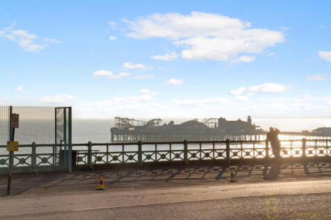 Pier