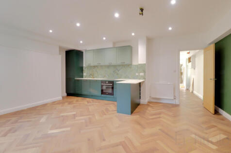 Living Room/Kitchen