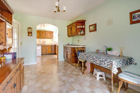 Breakfast Room