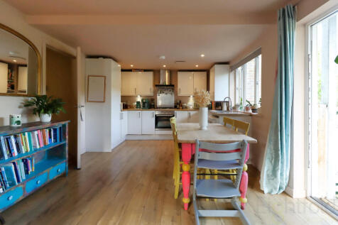 Kitchen/Living Room