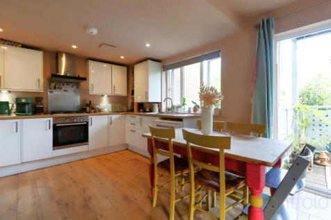 Kitchen/Living Room
