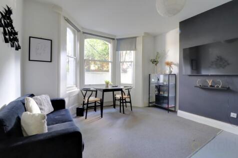 Living Room/Kitchen