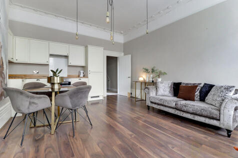 Kitchen/Living Room