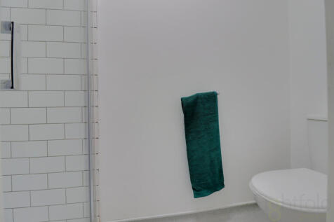 Bedroom 2 Ensuite