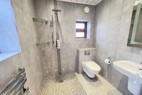 Ground Floor Wet Room