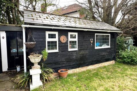 Workshop/Store