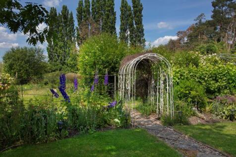 Property Image 11