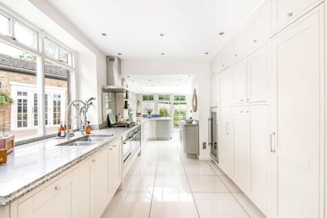 DINING LIVING KITCHEN