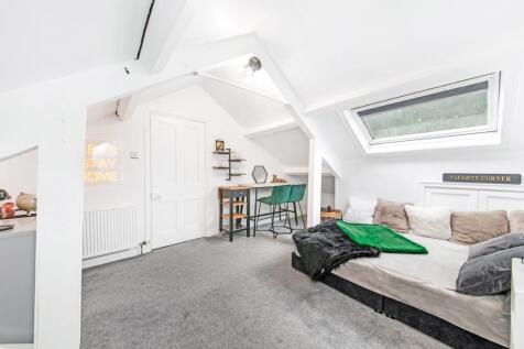 BEDROOM SIX
