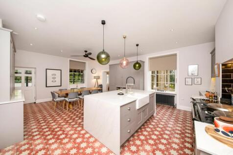LIVING DINING KITCHEN