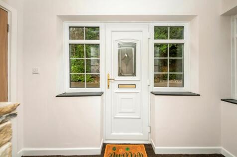 ENTRANCE PORCH