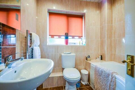 HOUSE BATHROOM