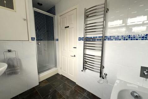 HOUSE BATHROOM