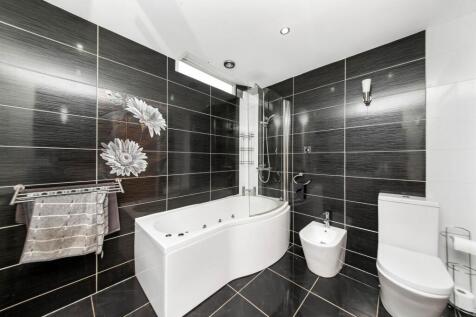HOUSE BATHROOM