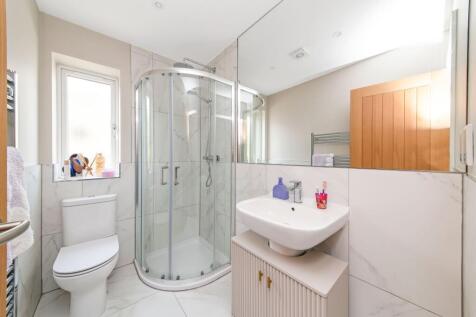 BEDROOM TWO EN-SUITE SHOWER ROOM
