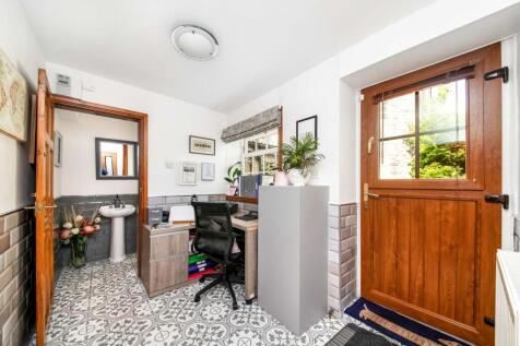 HOME OFFICE