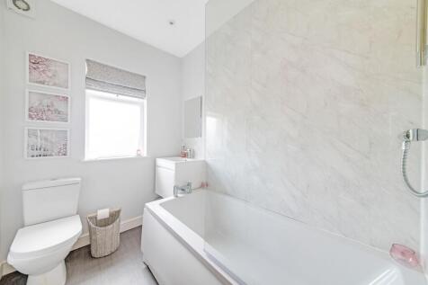 HOUSE BATHROOM