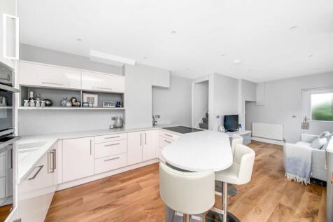 LIVING DINING KITCHEN