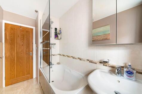 HOUSE BATHROOM
