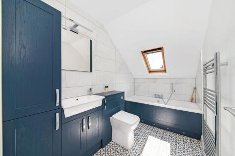 HOUSE BATHROOM
