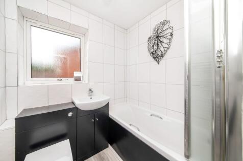 HOUSE BATHROOM