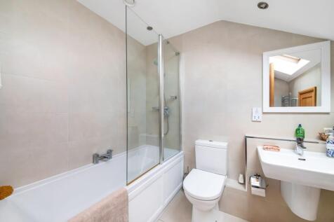 HOUSE BATHROOM