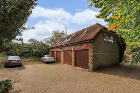 Garage with annexe a