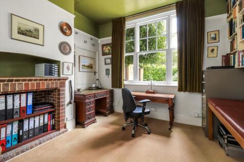Property Image 8