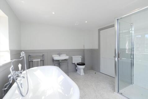 Principal bedroom en