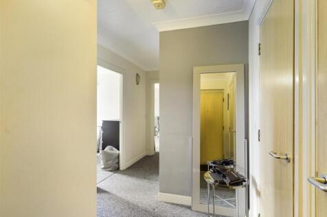 CAM00208P1-PR0135-ST