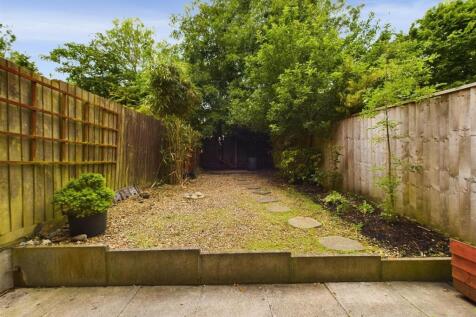 CAM02319G0-PR0121-ST