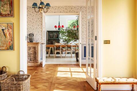 Property Image 8