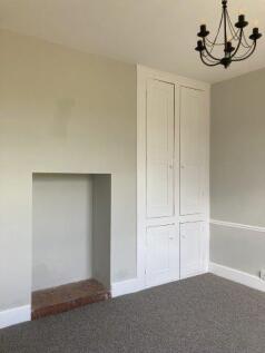 6 Dining room.jpg