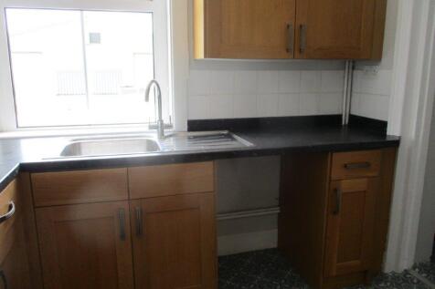 8. Kitchen.JPG