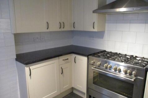 Kitchen 2.JPG