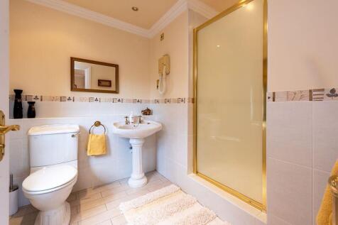 Bedroom 3 en-suite
