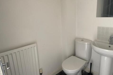 Toilet 2 