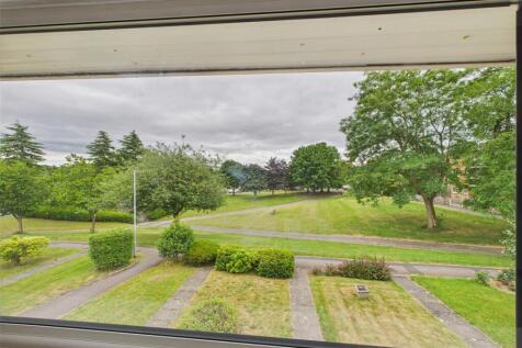 CAM05476G0-PR0006-STILL018.jpg