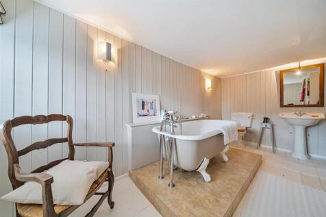 Ensuite Bathroom - Bedroom 2