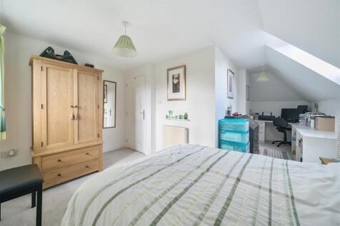 2nd Bedroom