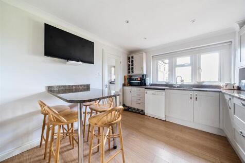 Kitchen / Breakfast