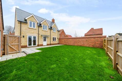 Rear / Garden