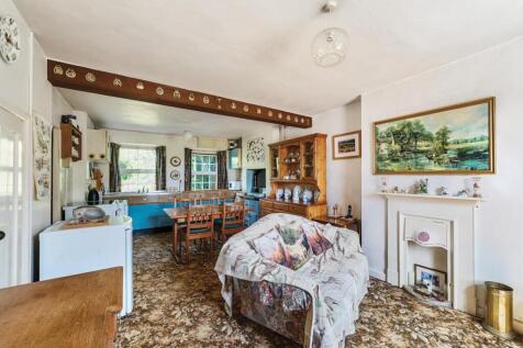 Kitchen/living