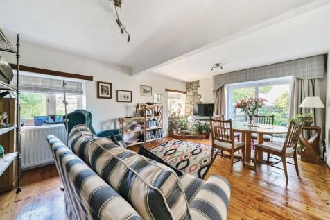 Ground floor dining room/snug