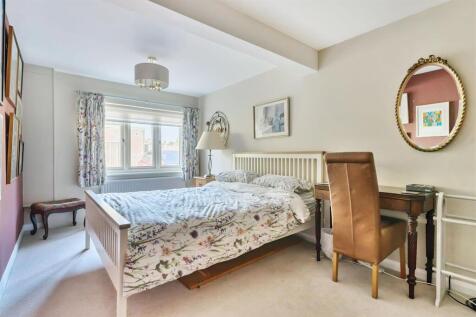 Ground floor bedroom