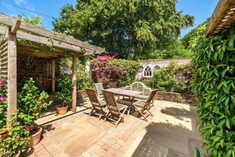 Courtyard Garden
